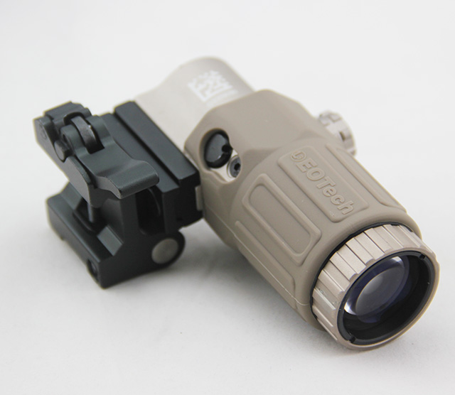 Holographic Hybrid 558 Sight II 65 MOA Circle with G33 3X Tan